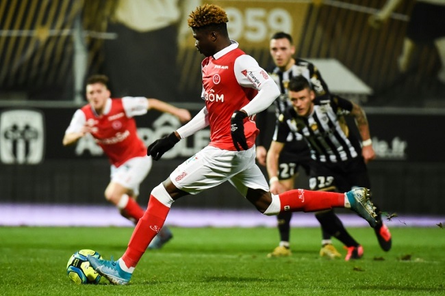 Angers vs Reims, 20h00 ng&agrave;y 13/9: X&oacute;a dớp