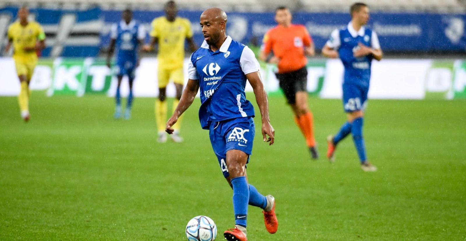 Toulouse vs Sochaux, 2h ng&agrave;y 15/9: Nỗi buồn kh&oacute; vơi