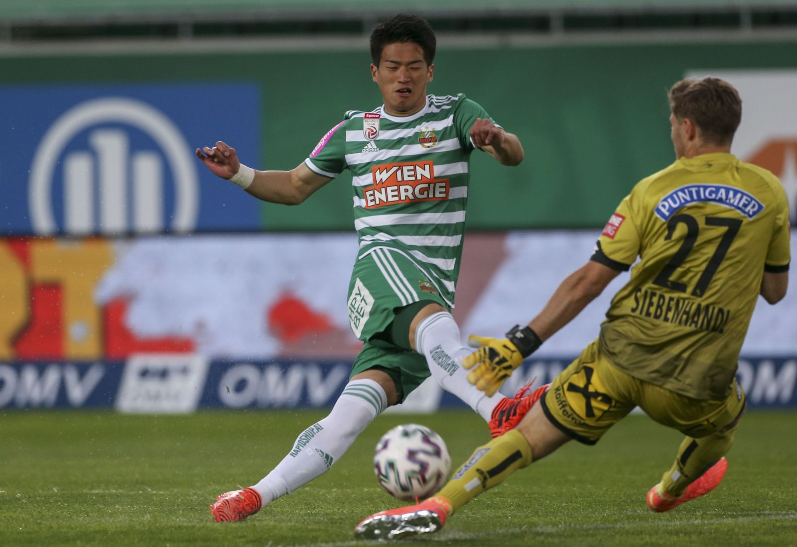 Gent vs Rapid Wien (1h30 16/9):  Sẽ c&oacute; bất ngờ