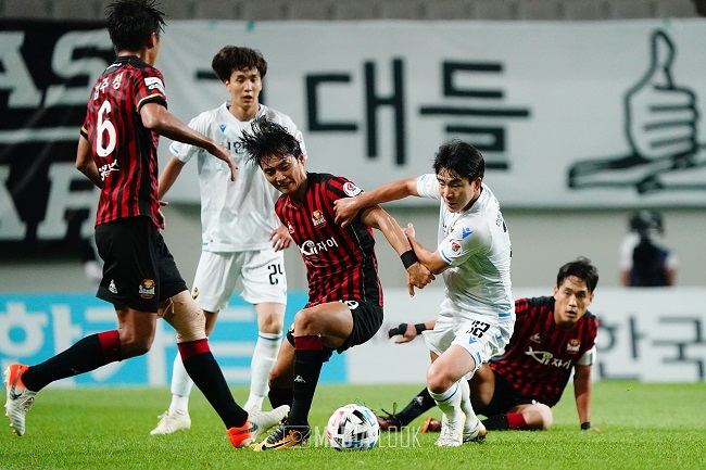 Incheon United vs FC Seoul, 17h00 ng&agrave;y 16/9: Bảo to&agrave;n vị tr&iacute; Top 6