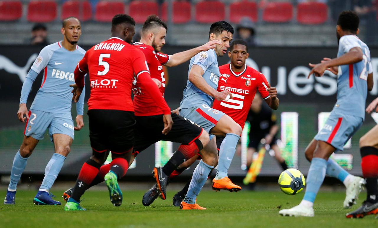 Rennes vs Monaco (2h 20/9): Ho&aacute;n đổi vị tr&iacute;
