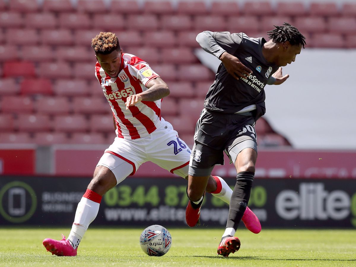 Stoke vs Bristol, 20h ng&agrave;y 20/9: Bất ph&acirc;n thắng bại