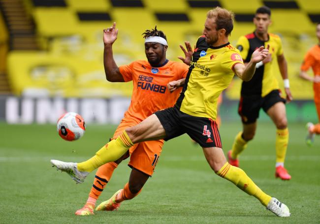 Newport County vs Watford (1h 23/9): &ldquo;Bầy ong&rdquo; dừng cuộc chơi