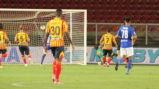 Lecce vs FeralpiSalo, 23h ng&agrave;y 30/9: Chủ nh&agrave; bu&ocirc;ng C&uacute;p