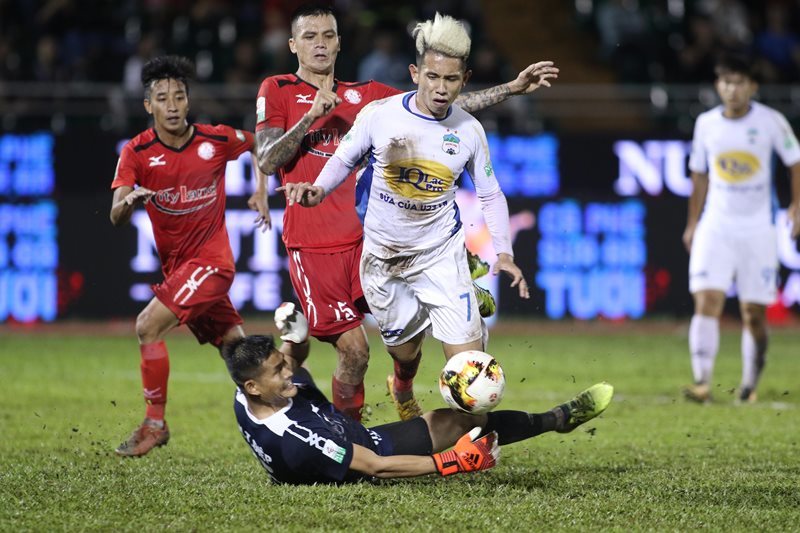 HAGL vs TP.HCM, 17h ng&agrave;y 1/10: T&acirc;m điểm C&ocirc;ng Phượng