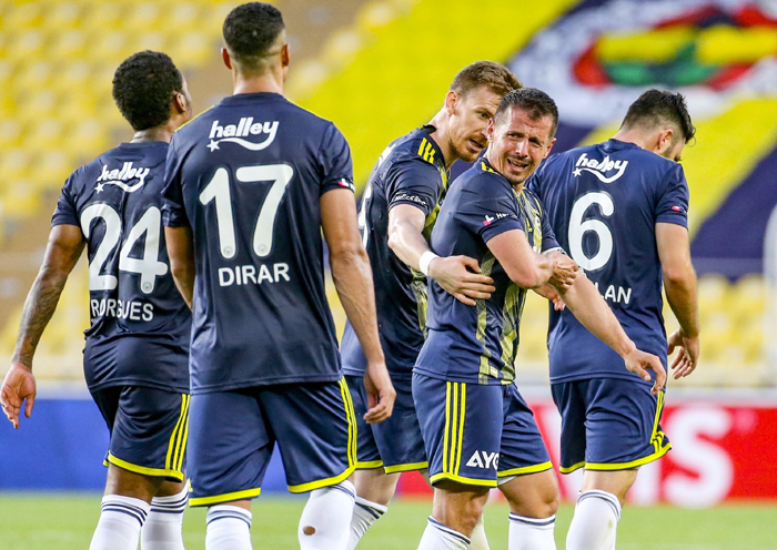 Rizespor vs Fenerbahce, 0h ng&agrave;y 12/9: G&atilde; khổng lồ thức giấc