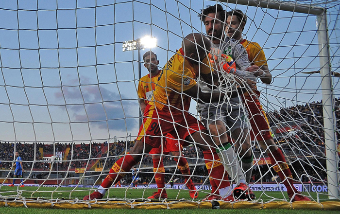 Benevento vs Inter Milan (23h 30/9): T&acirc;n binh kh&oacute; lường