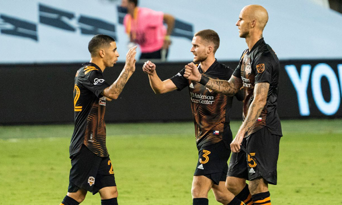 Houston Dynamo vs Sporting Kansas, 7h07 ng&agrave;y 6/9: Ph&uacute; qu&yacute; giật l&ugrave;i?