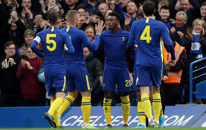 Hull vs Chelsea (0h30 26/1): The Blues thẳng tiến?