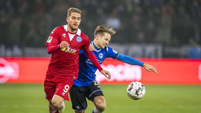 Holstein Kiel vs Dynamo Dresden, 23h30 ng&agrave;y 18/6: C&ograve;n nước c&ograve;n t&aacute;t