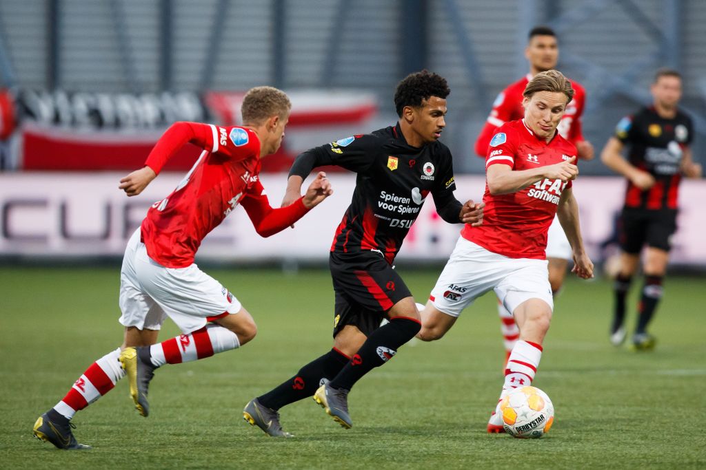 Jong Ajax vs Jong AZ Alkmaar, 23h45 ng&agrave;y 16/10: Tuổi trẻ thất thường