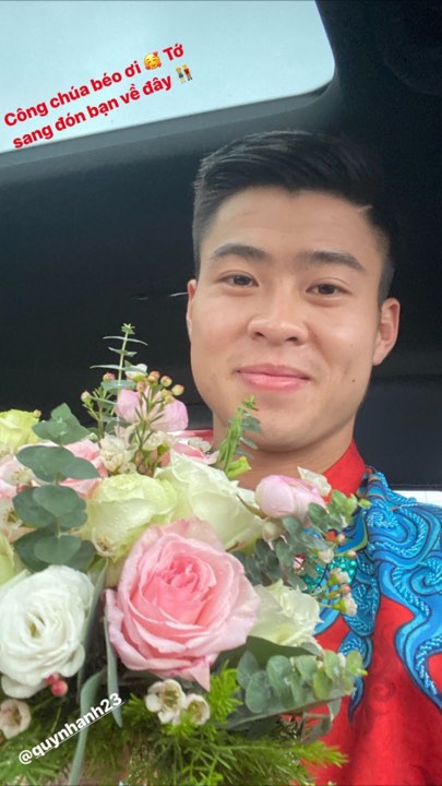 Ch&ugrave;m ảnh: Duy Mạnh, Quỳnh Anh rạng ngời trong lễ ăn hỏi