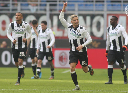 AC Milan 3-2 Udinese: Rebic lập c&uacute; đ&uacute;p, Milan ngược d&ograve;ng th&agrave;nh c&ocirc;ng