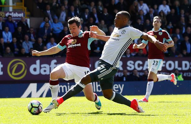 Kết quả đối đầu MU vs Burnley, 3h15 ng&agrave;y 23/1