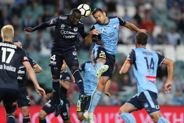 Nhận định Melbourne Victory vs Sydney, 15h30 ng&agrave;y 24/1: X&acirc;y chắc ng&ocirc;i đầu