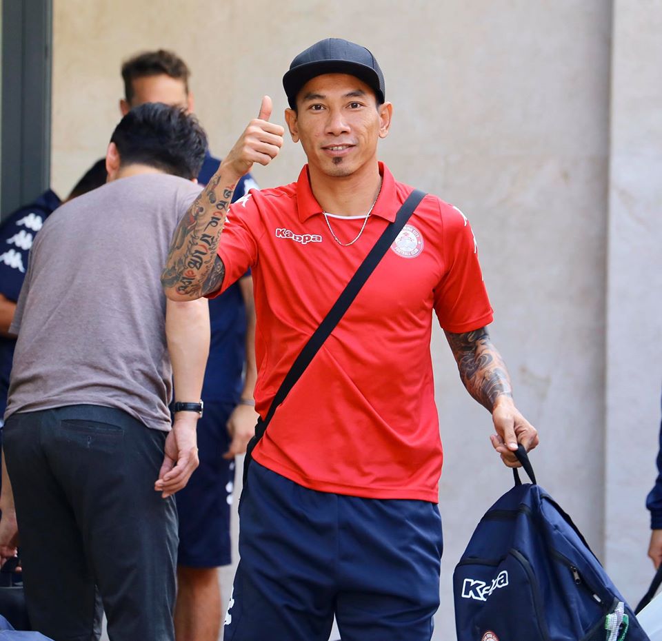 C&ocirc;ng Phượng ủ rũ trong ng&agrave;y hội qu&acirc;n c&ugrave;ng TP HCM