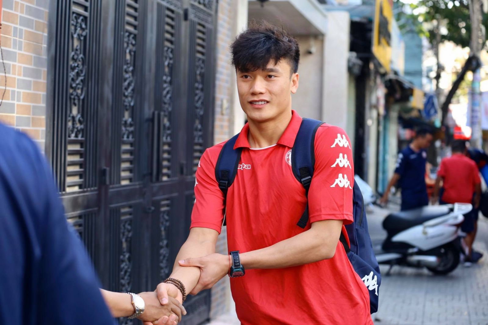 C&ocirc;ng Phượng ủ rũ trong ng&agrave;y hội qu&acirc;n c&ugrave;ng TP HCM