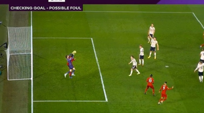 Liverpool 2-0 MU: Hạ đẹp MU, Liverpool c&ocirc; đơn tr&ecirc;n đỉnh