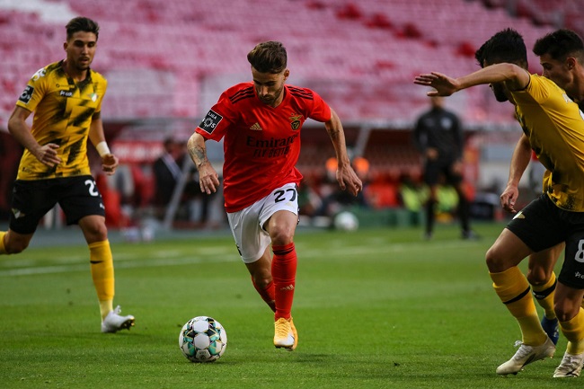 Standard Liege vs Benfica (00h55 11/12): Hết động lực