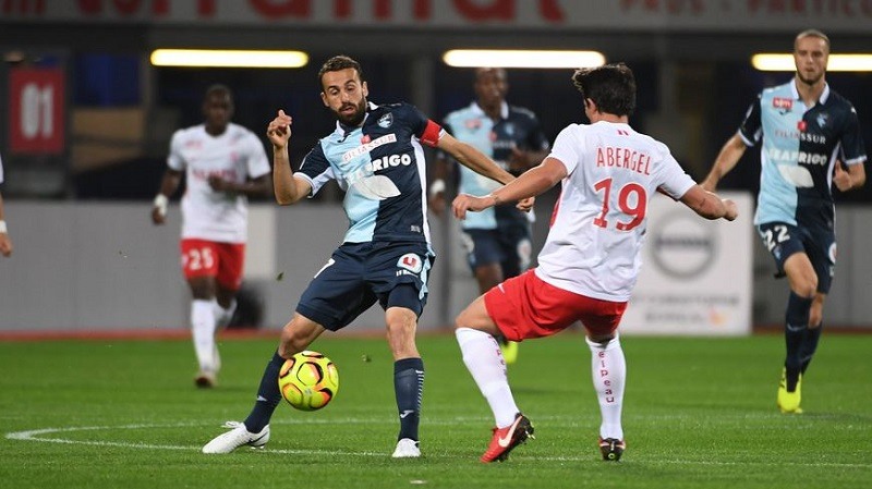 Troyes vs Chateauroux, 2h ng&agrave;y 6/1: Đ&aacute;nh chiếm ng&ocirc;i đầu
