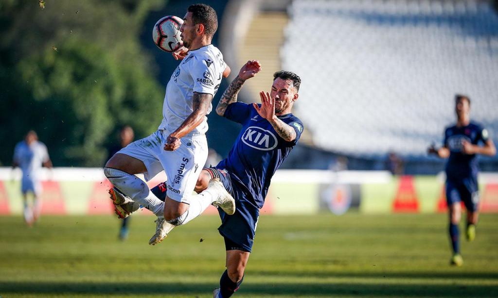 Belenenses vs Vitoria Guimaraes, 01h00 ng&agrave;y 12/6: &Aacute;p s&aacute;t nh&oacute;m đầu